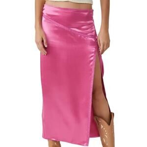 Free People NWT with flaw | Aurora pink satin Dakota midi skirt | size 4